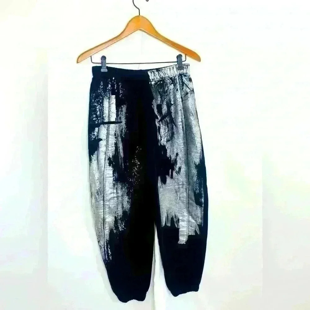 *NWOT* Zara Joggers in black with metallic splash detail. Size medium - Picture 2 of 8